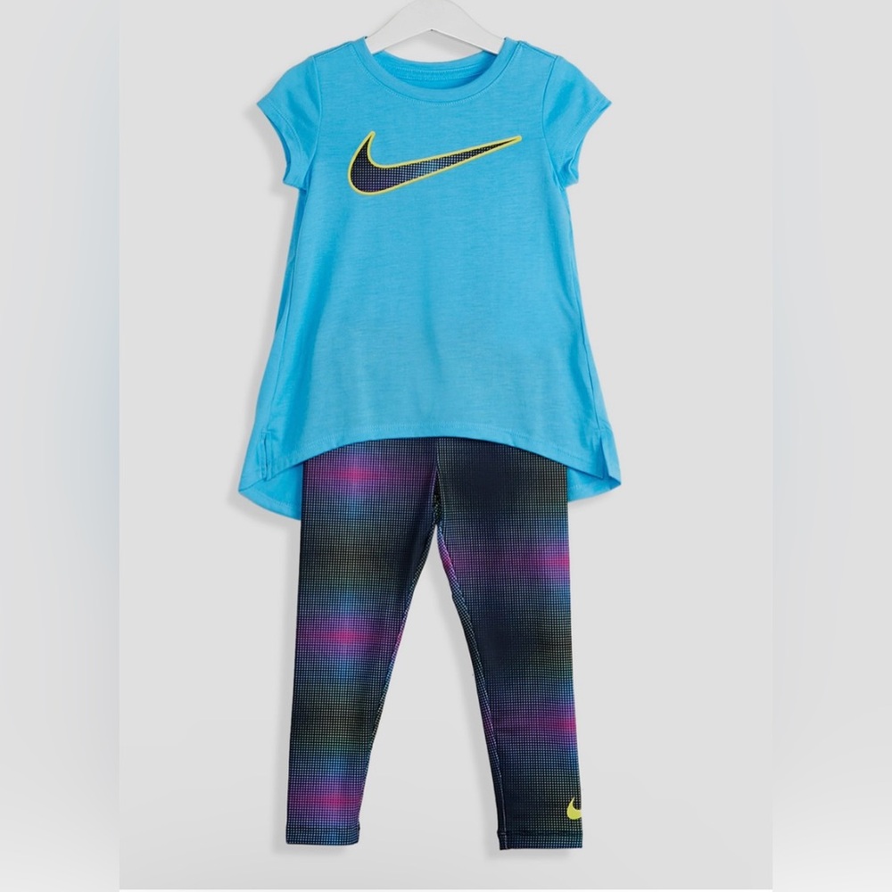 2pc Nike short sleeve t-shirt and colorful leggings for baby girls/ Size: 18M